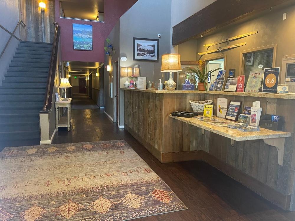 Postmarc Hotel and Spa Suites