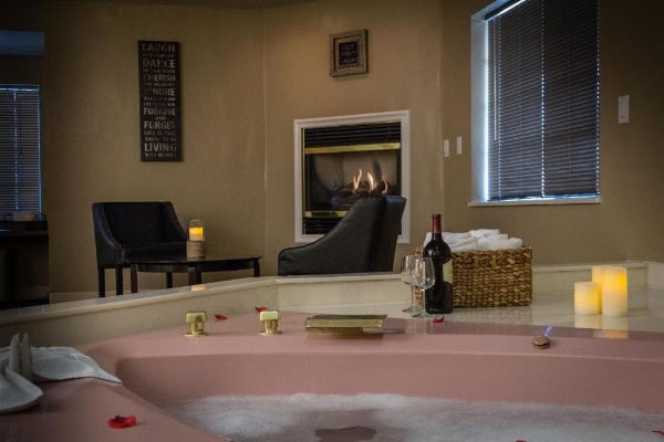 Postmarc Hotel and Spa Suites image 24